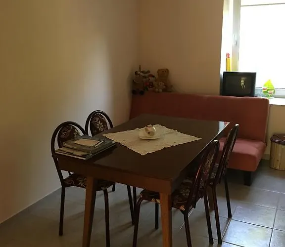 בית הארחה Nadezhda *